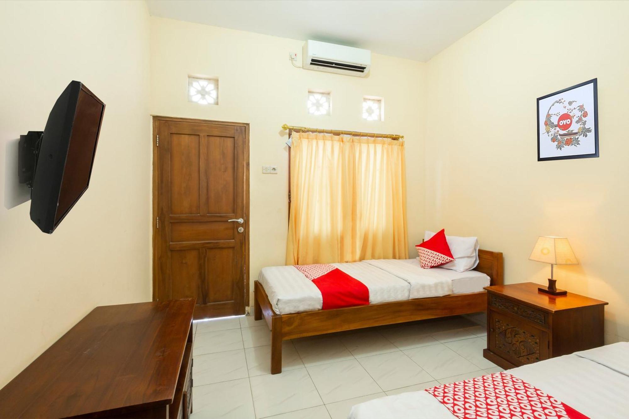 Super Oyo 1150 Omah Ladrang Hotel Kejayan Екстериор снимка