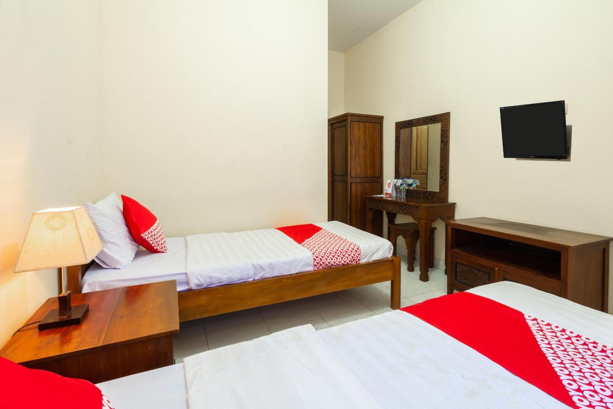 Super Oyo 1150 Omah Ladrang Hotel Kejayan Екстериор снимка